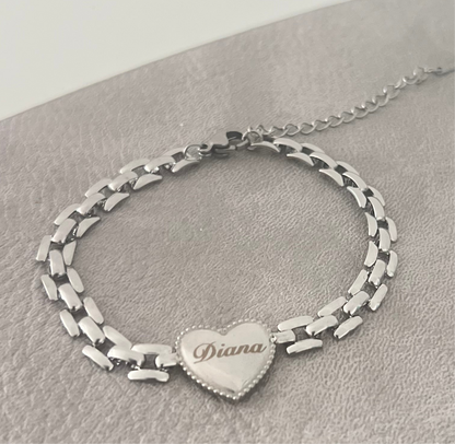 Pulseira Delicada com Coração e Nome Personalizado