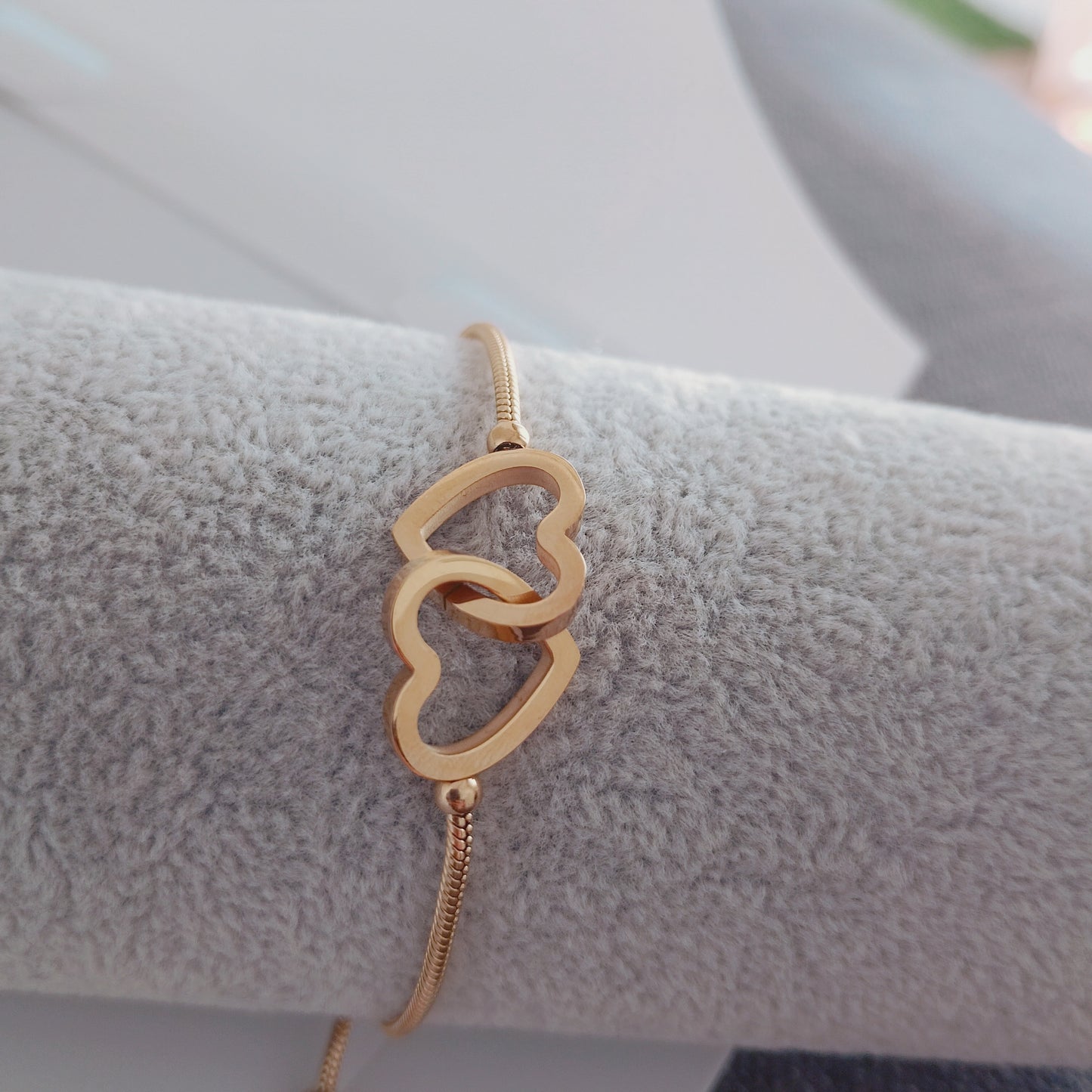Pulseira Ajustável Corações Entrelaçados