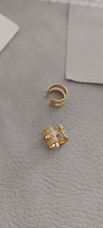 Ear Cuff Dourado